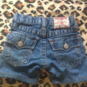 True religión shorts